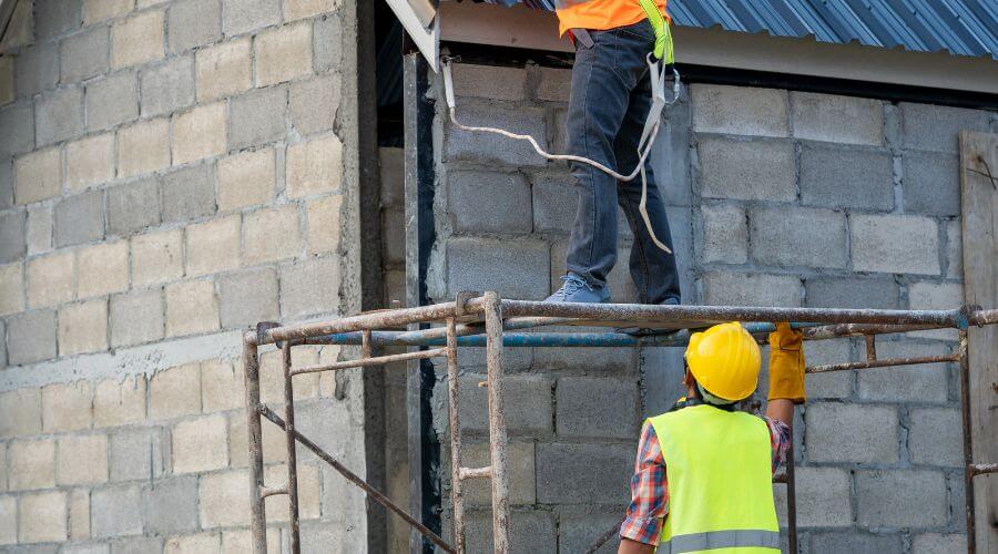 Professional residential roofers in Archie, MO
